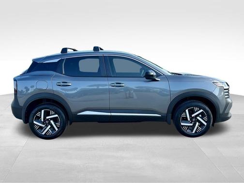 Gun Metallic 2026 Nissan Kicks SV
