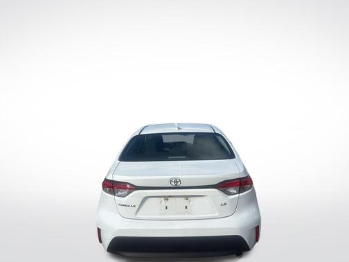 Ice Cap 2024 Toyota Corolla LE