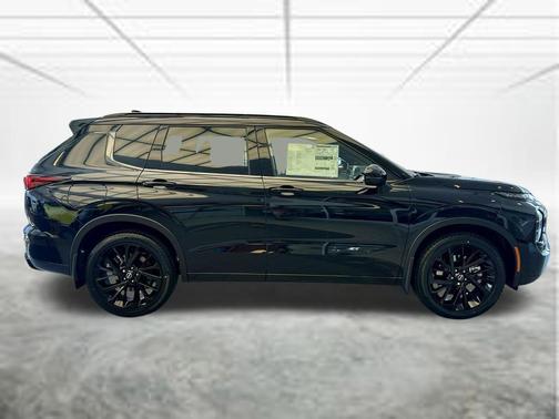 Cosmic Black 2026 Nissan Rogue Platinum