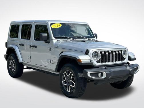 2024 Jeep Wrangler 4-Door Sahara 4x4