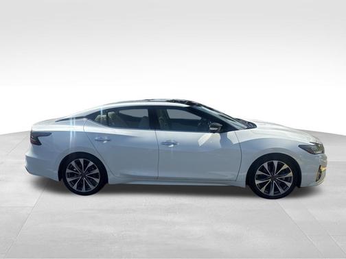 Pearl White Tricoat 2023 Nissan Maxima 3.5 Platinum