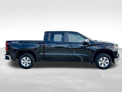 Black 2025 Chevrolet Silverado 1500 LT