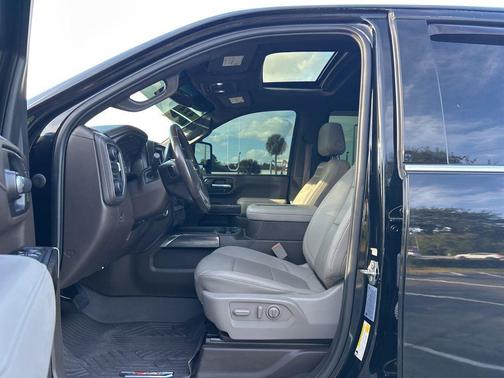 2022 Chevrolet Silverado 2500 LTZ