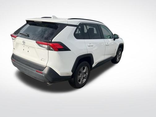 Ice 2025 Toyota RAV4 Hybrid XLE