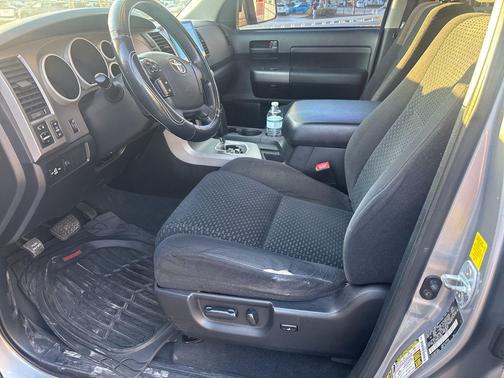 2011 Toyota Tundra Grade