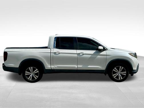 2017 Honda Ridgeline RTS