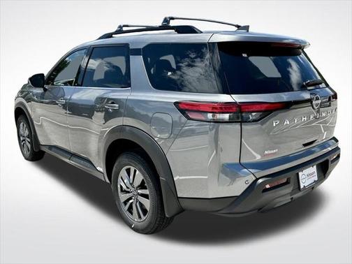 2025 Nissan Pathfinder SV FWD