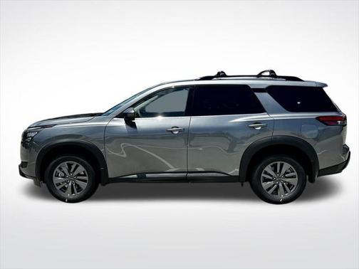 2025 Nissan Pathfinder SV FWD