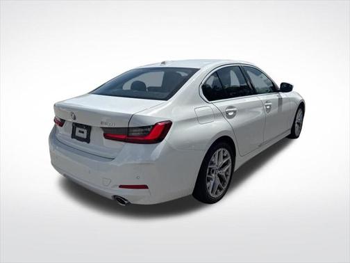 2025 BMW 330 i