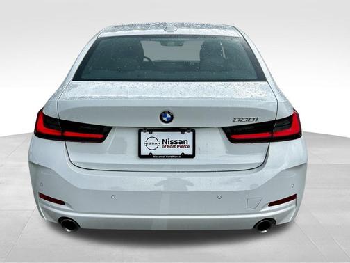 2025 BMW 330 i