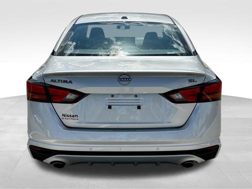 2024 Nissan Altima 2.5 SL