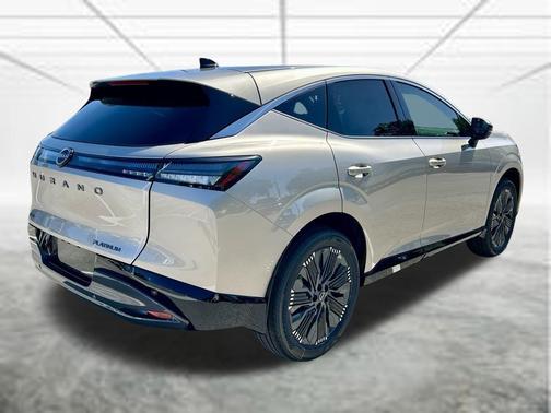 Champagne Silver Metallic 2026 Nissan Murano Platinum