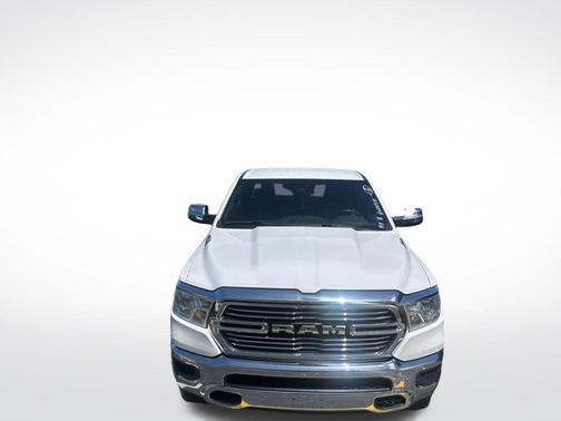 Bright White Clearcoat 2024 RAM 1500 Laramie