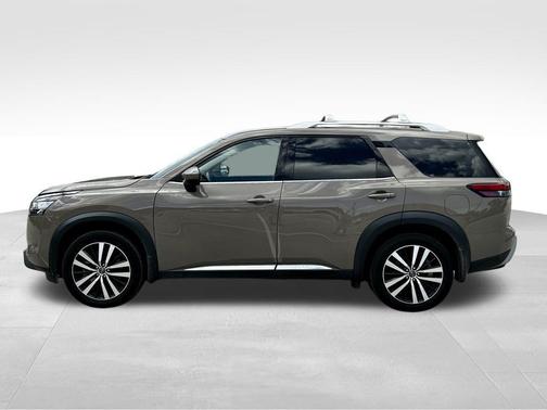 2024 Nissan Pathfinder Platinum 4WD