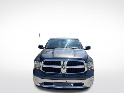 Granite Crystal Metallic Clearcoat 2024 RAM 1500 Classic SLT