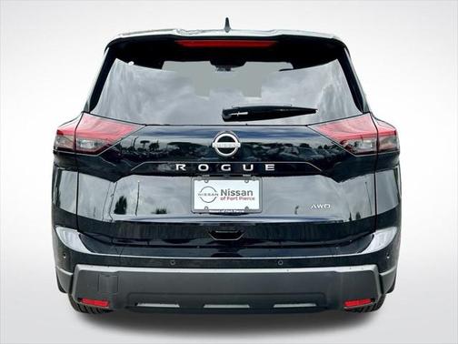 2025 Nissan Rogue S