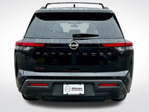 2025 Nissan Pathfinder SV FWD