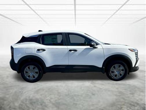 Fresh Powder 2026 Nissan Kicks S