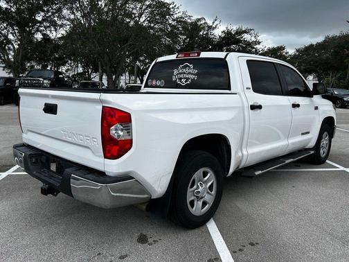 2020 Toyota Tundra SR5