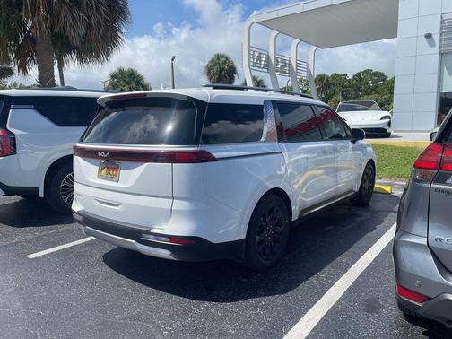 2024 Kia Carnival SX Prestige