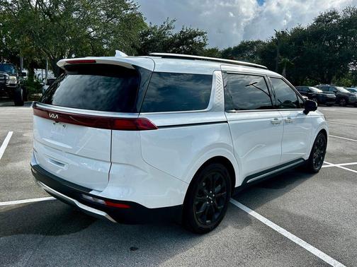 2024 Kia Carnival SX Prestige