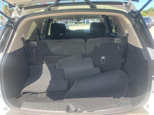 Glacier White 2025 Nissan Pathfinder S FWD