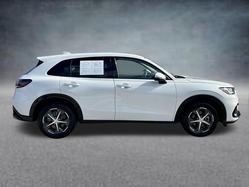 Platinum White Pearl 2023 Honda HR-V EX-L
