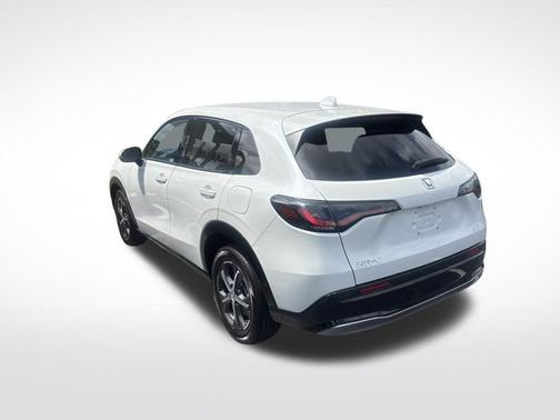 Platinum White Pearl 2023 Honda HR-V EX-L