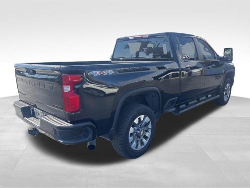 2022 Chevrolet Silverado 2500 Custom