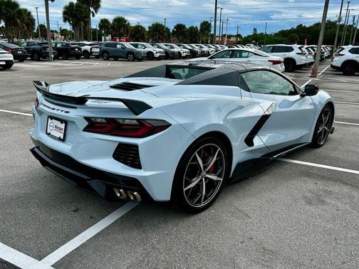 2022 Chevrolet Corvette Stingray w/3LT