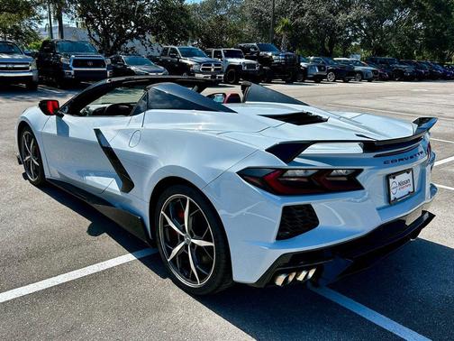 2022 Chevrolet Corvette Stingray w/3LT