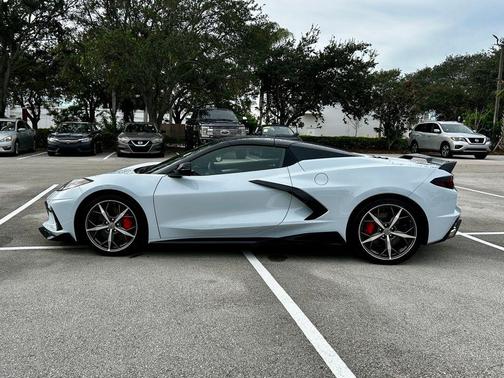 2022 Chevrolet Corvette Stingray w/3LT