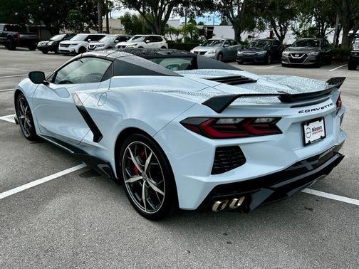 2022 Chevrolet Corvette Stingray w/3LT