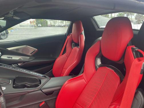 2022 Chevrolet Corvette Stingray w/3LT