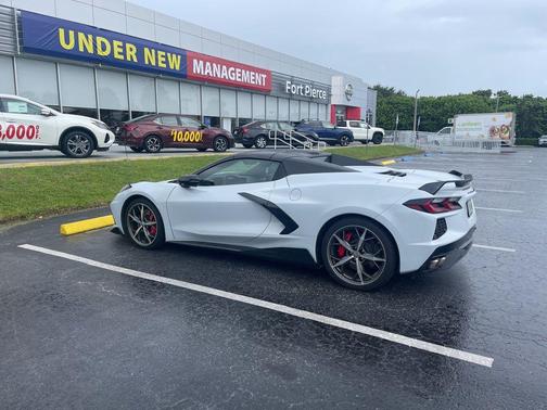 2022 Chevrolet Corvette Stingray w/3LT