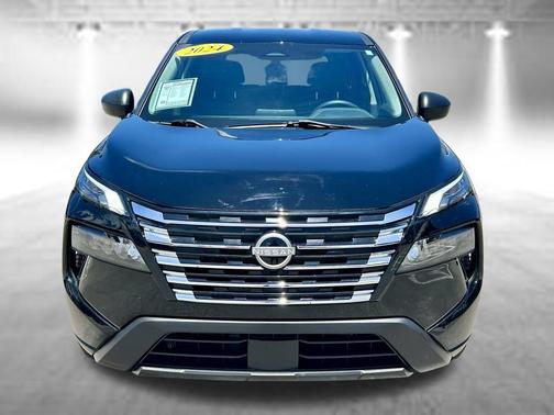 Super Black 2024 Nissan Rogue S