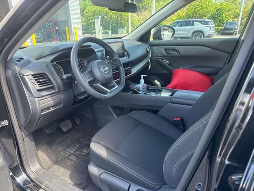 Super Black 2024 Nissan Rogue S