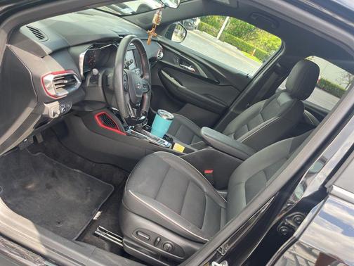 Mosaic Black Metallic 2023 Chevrolet Trailblazer RS
