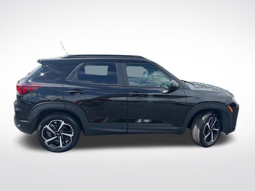 Mosaic Black Metallic 2023 Chevrolet Trailblazer RS