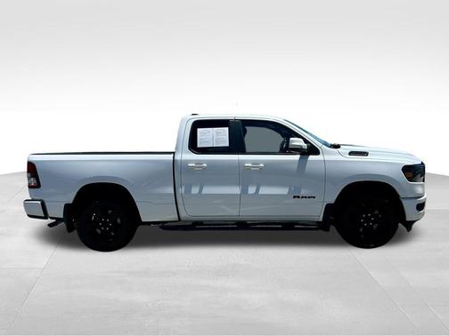 Bright White Clearcoat 2020 RAM 1500 Big Horn/Lone Star