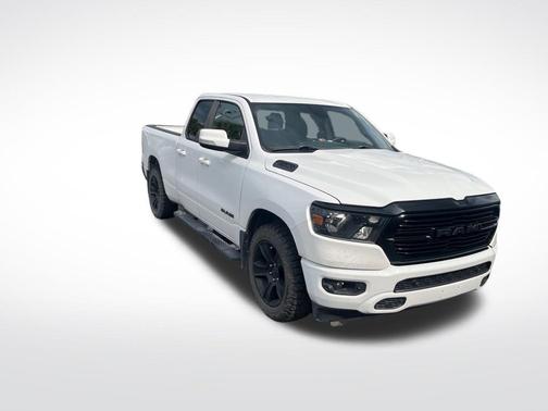Bright White Clearcoat 2020 RAM 1500 Big Horn/Lone Star