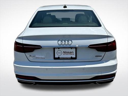 2022 Audi A4 45 S line Premium Plus