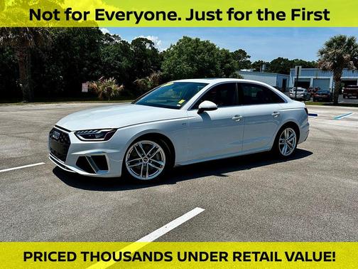 2022 Audi A4 45 S line Premium Plus