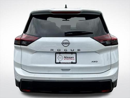 2025 Nissan Rogue S