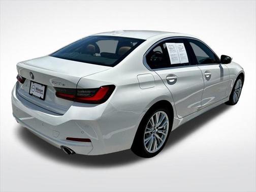 2024 BMW 330e Base