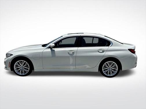 2024 BMW 330e Base