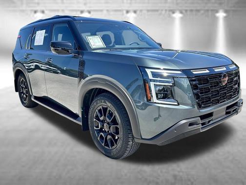 Alpine Metallic/Super Black 2025 Nissan Armada PRO-4X 4WD
