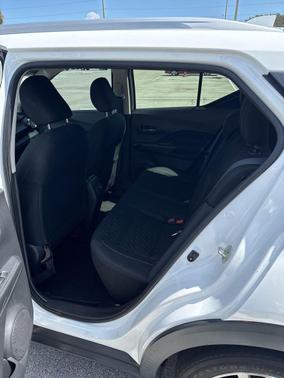 Fresh Powder 2021 Nissan Kicks SV