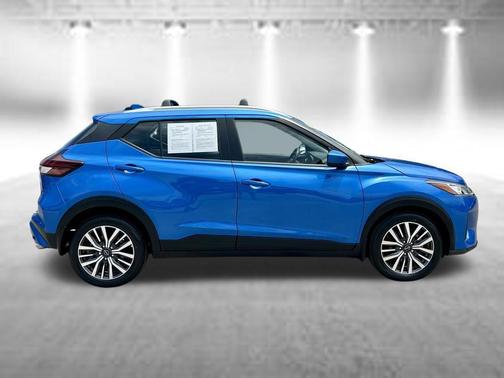 Electric Blue Metallic 2024 Nissan Kicks SV