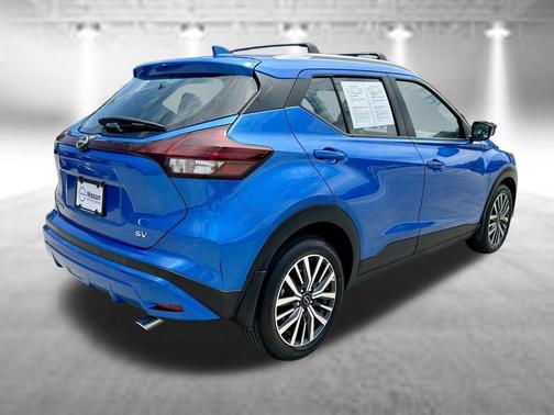 Electric Blue Metallic 2024 Nissan Kicks SV